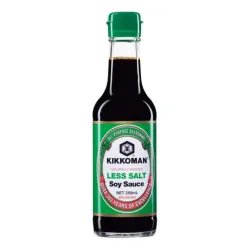 Kikkoman Less Salt Soy Sauce 250ml - Sos de soia Kikkoman cu mai puțină sare 250 ml