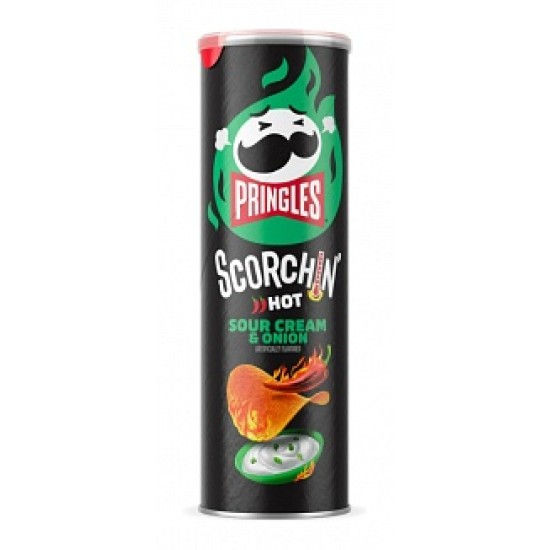 Pringles Scorchin' Hot Sour Cream & Onion 158g - Chipsuri de cartofi cu aromă picantă de smântână și ceapă